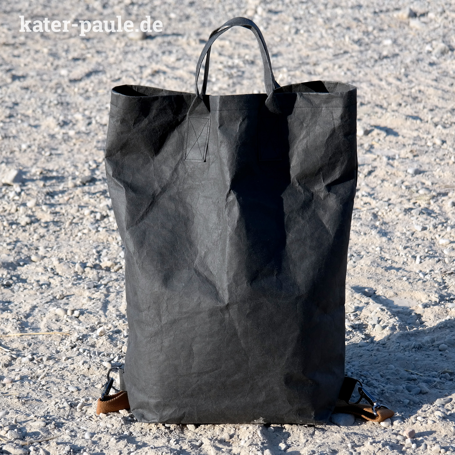 RatzFatz Rucksack / Tutorial / Schnittmuster /Backpack / Tasche / Handmade / Herbst / DIY / Black / SnapPap Plus / SnapPap / Kater Paule / Nähgedöns